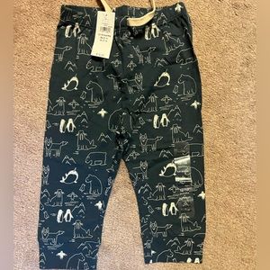 NWT Baby Gap Winter Animals Joggers 12-18m
